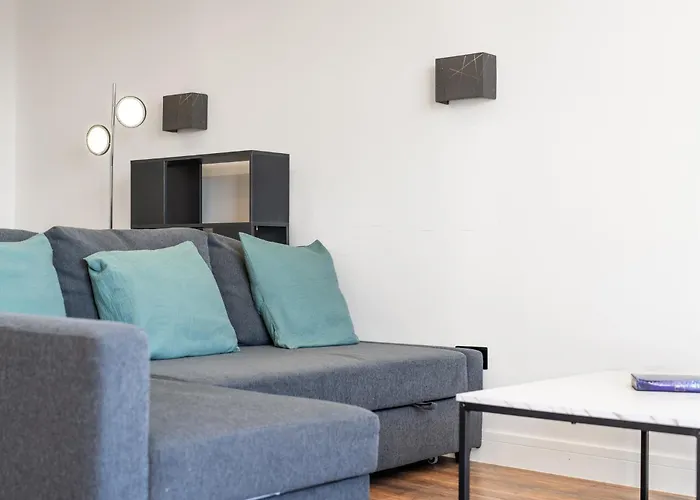 4 West London Brand New Loft